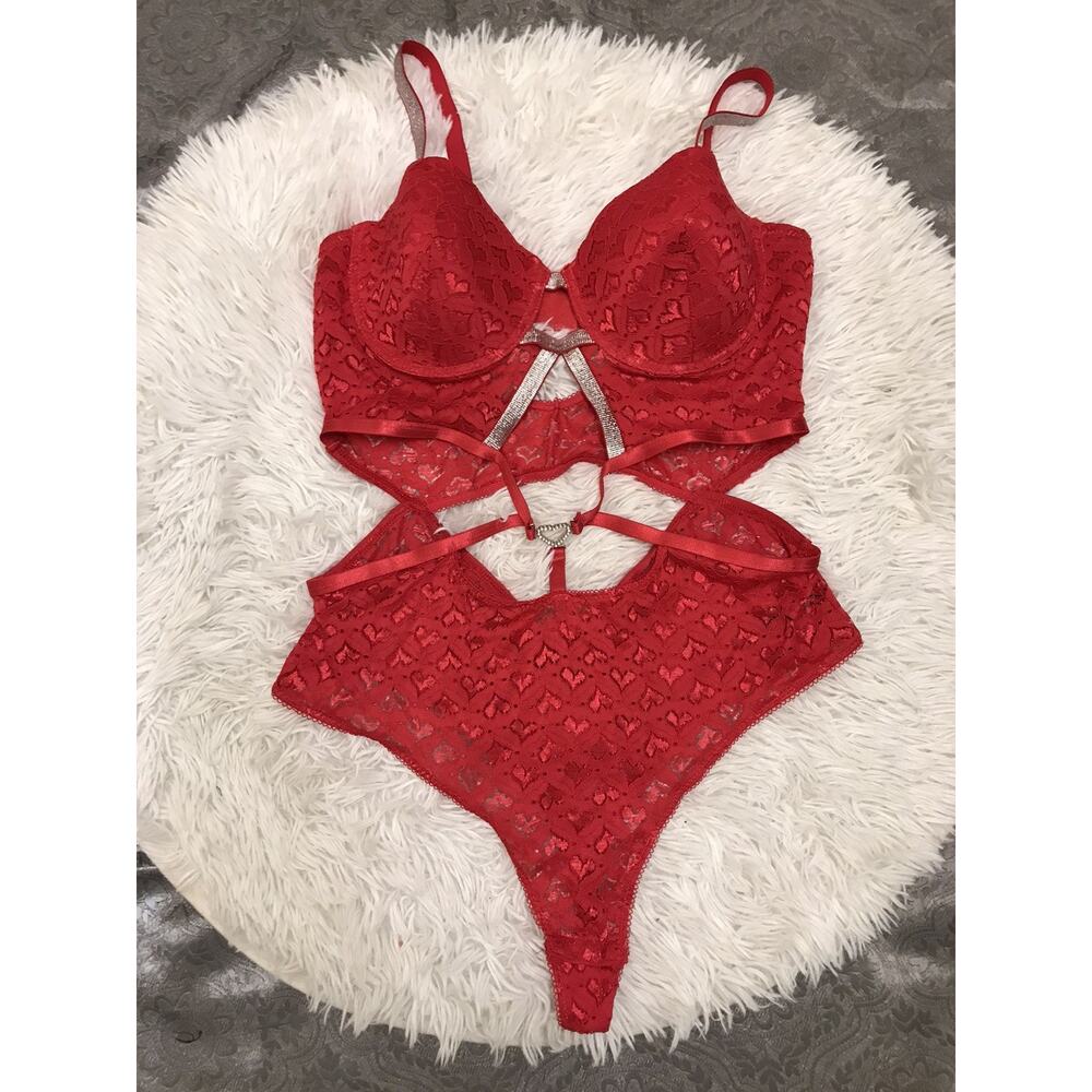 BodyRage Curve Red Lace Bodysuit Lingerie Rhinestone Heart Valentines 2X PLUS